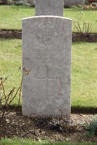 Maroeuil British Cemetery - Colgate, E A
