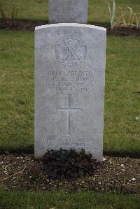 Maroeuil British Cemetery - Cooper, James Grant Kerr
