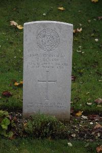 Maroeuil British Cemetery - Devine, James