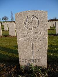 Maroeuil British Cemetery - Douce, A J