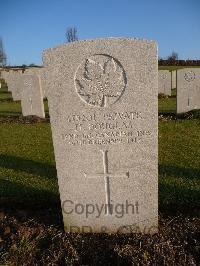 Maroeuil British Cemetery - Douglas, Hugh