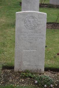 Maroeuil British Cemetery - Farquharson, Lennox