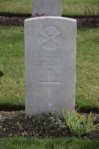 Maroeuil British Cemetery - Hardy, A