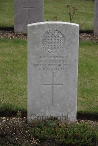 Maroeuil British Cemetery - Harper, W F