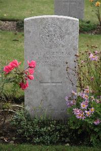 Maroeuil British Cemetery - Harvey, F