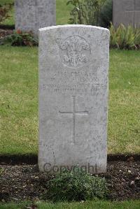 Maroeuil British Cemetery - Hiscox, W V C