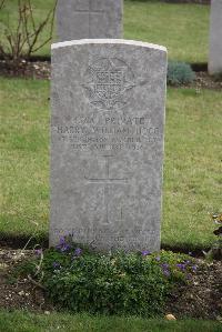 Maroeuil British Cemetery - Hogg, Harry William
