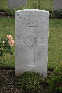 Maroeuil British Cemetery - MacDonald, John Row MacKenzie