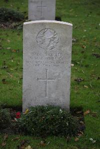 Maroeuil British Cemetery - MacPherson, J