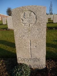 Maroeuil British Cemetery - McDonald, William