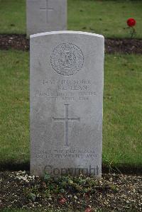 Maroeuil British Cemetery - McLean, A
