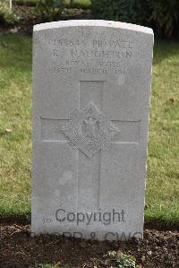 Maroeuil British Cemetery - Naughton, R