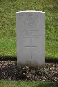 Maroeuil British Cemetery - Neil, J