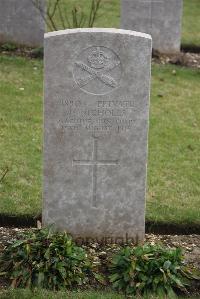 Maroeuil British Cemetery - Nicholls, J