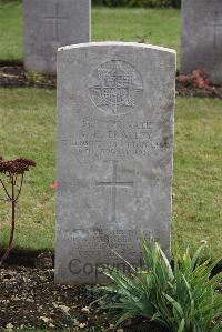 Maroeuil British Cemetery - Pratley, Albert Edward