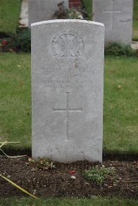 Maroeuil British Cemetery - Shaw, Neil