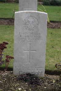 Maroeuil British Cemetery - Strachan, R