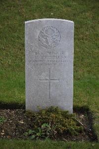Maroeuil British Cemetery - Sutherland, R J