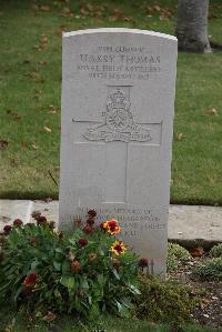Maroeuil British Cemetery - Thomas, Harry