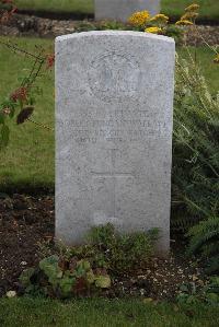 Maroeuil British Cemetery - Wallace, Robert Duncan