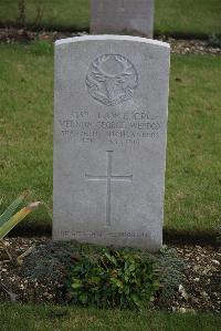 Maroeuil British Cemetery - Weedon, Vernon George