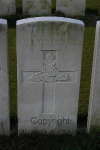 Arneke British Cemetery - White, William Fredrick