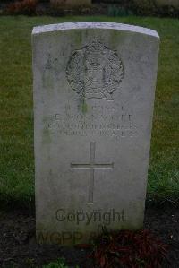 Caestre Military Cemetery - Wonnacott, Edward