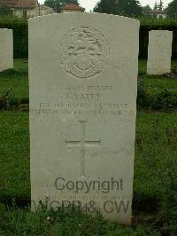 Faenza War Cemetery - Yates, James