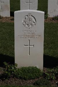 Ypres Reservoir Cemetery - Essam, G