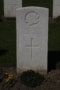 Ypres Reservoir Cemetery - Lewis, Frederick Wesley