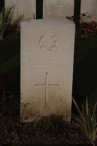 Ypres Reservoir Cemetery - Miller, A T