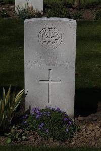 Ypres Reservoir Cemetery - Muff, E