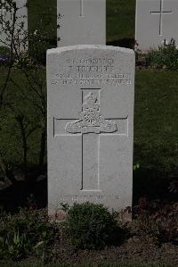 Ypres Reservoir Cemetery - Truefitt, Thomas