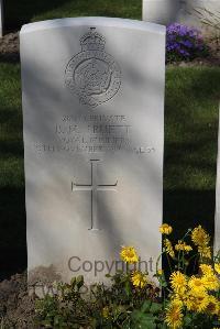 Ypres Reservoir Cemetery - Truett, B M