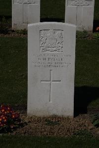 Ypres Reservoir Cemetery - Tytler, D H