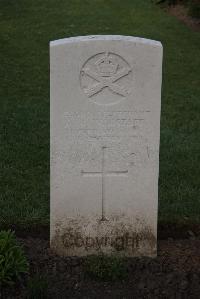 Ypres Reservoir Cemetery - Wagstaff, R A
