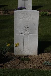Ypres Reservoir Cemetery - Watts, W