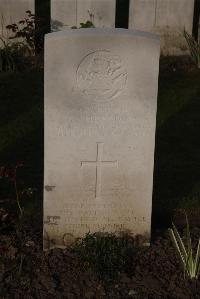 Ypres Reservoir Cemetery - Wheeldon, James