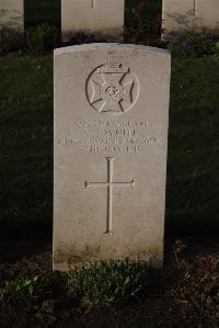 Ypres Reservoir Cemetery - White, Frederick Christopher