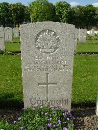 Ypres Reservoir Cemetery - Wilks, James Daniel