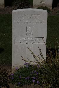 Ypres Reservoir Cemetery - Williams, D T