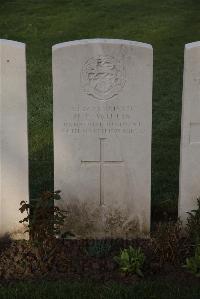 Ypres Reservoir Cemetery - Willis, Herbert Edward