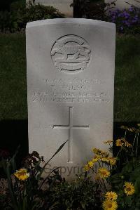 Ypres Reservoir Cemetery - Wilson, Thomas