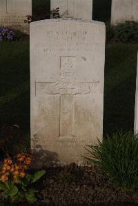 Ypres Reservoir Cemetery - Wishart, James
