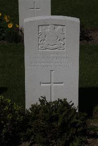 Ypres Reservoir Cemetery - Wright, W J