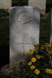 Ypres Reservoir Cemetery - Yermock, M
