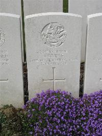 Bailleul Communal Cemetery Extension (Nord) - Bridge, J