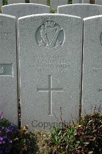 Bailleul Communal Cemetery Extension (Nord) - Caldwell, J