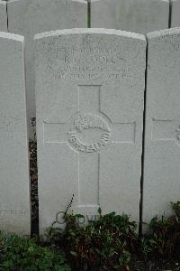 Bailleul Communal Cemetery Extension (Nord) - Cooke, Robert Gray