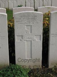 Bailleul Communal Cemetery Extension (Nord) - Cornwell, C